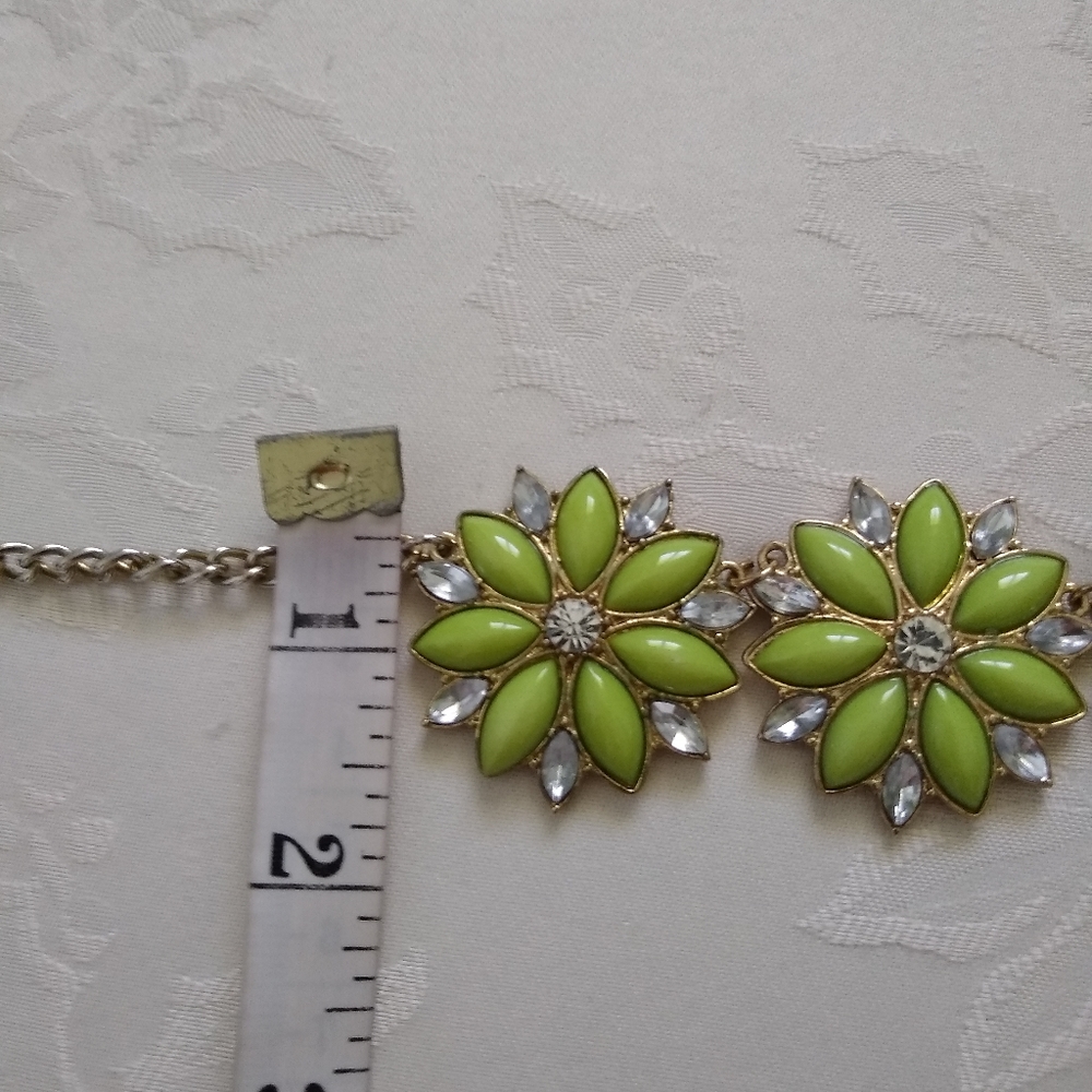 Green flowers crystals collar - Picture 2 of 5